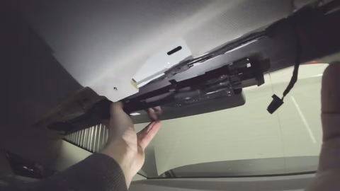 Audi A6 C6 Sedan Derde remlicht vervangen DIY