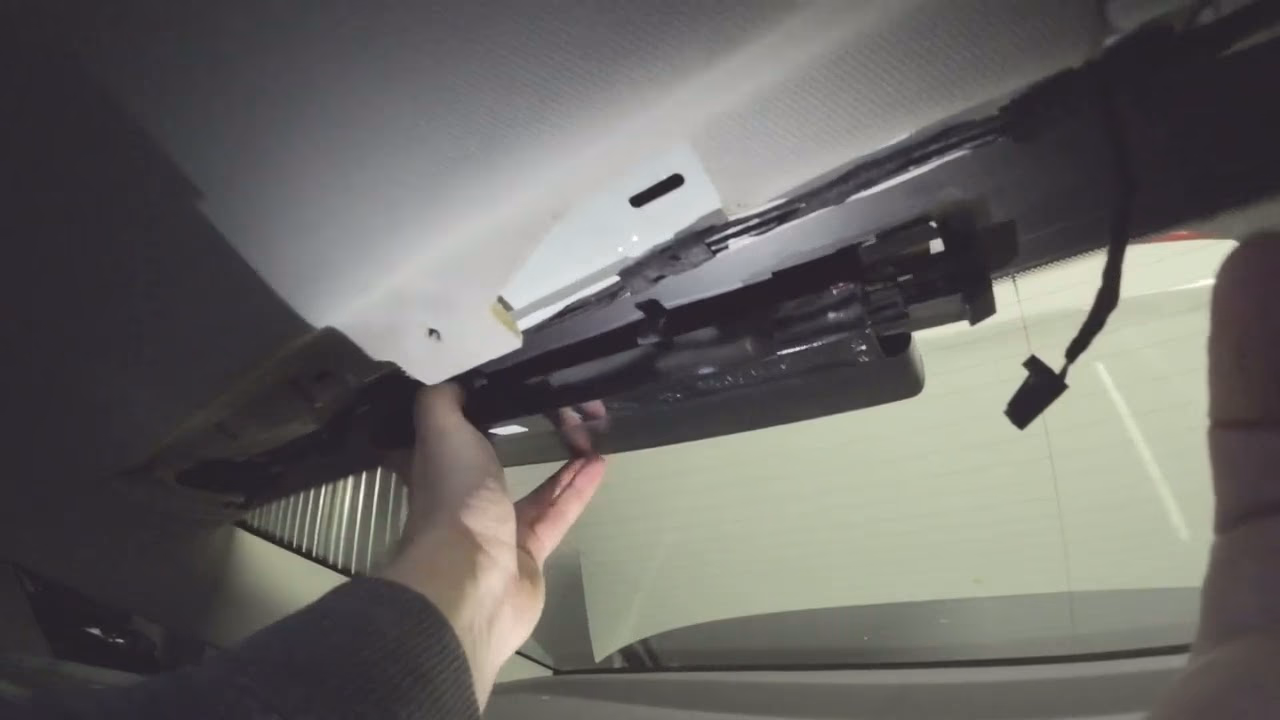 Audi A6 C6 Sedan Derde remlicht vervangen DIY